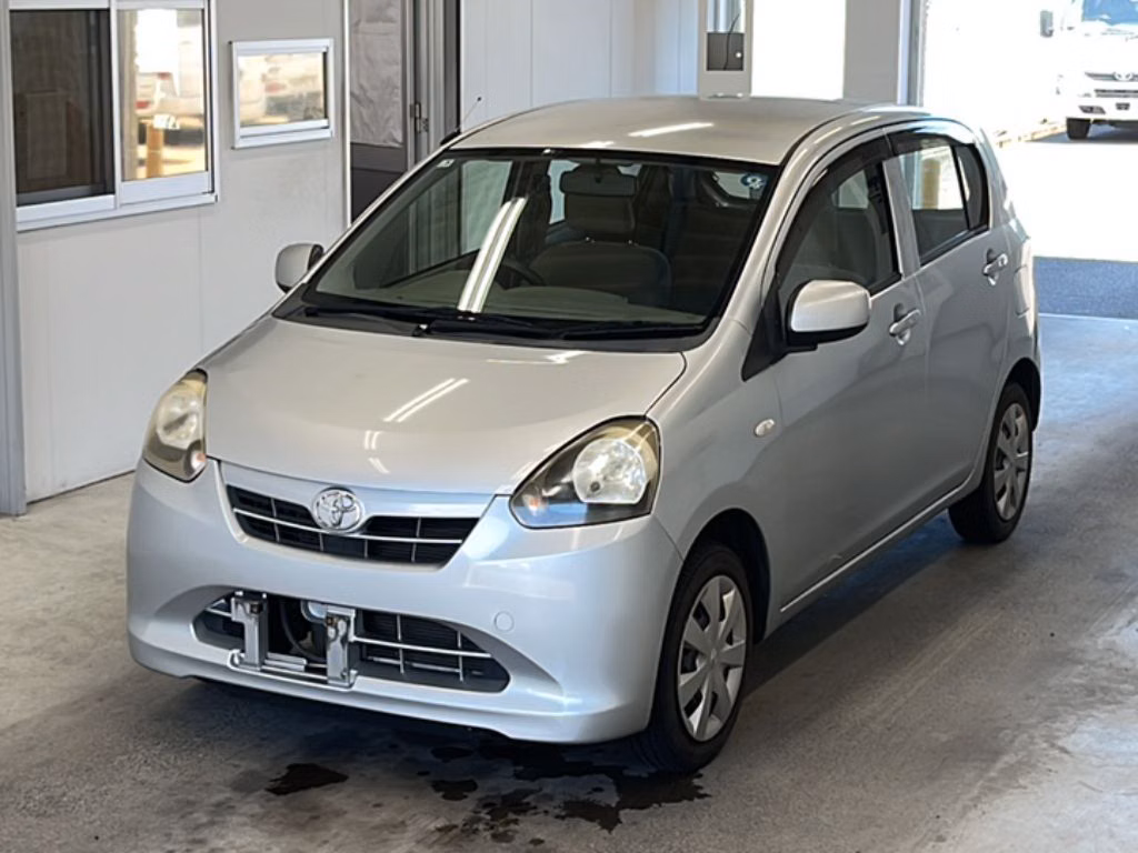 TOYOTA PIXIS EPOCH