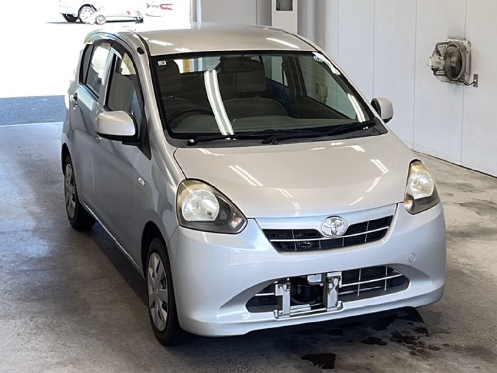 TOYOTA PIXIS EPOCH