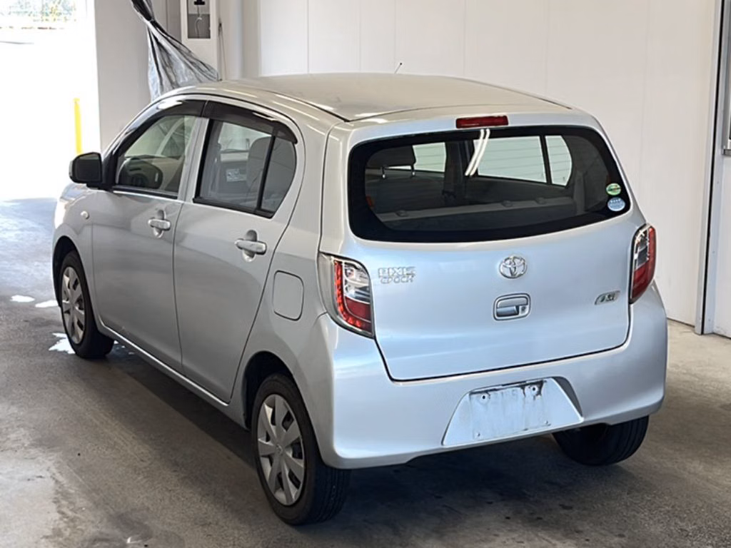 TOYOTA PIXIS EPOCH