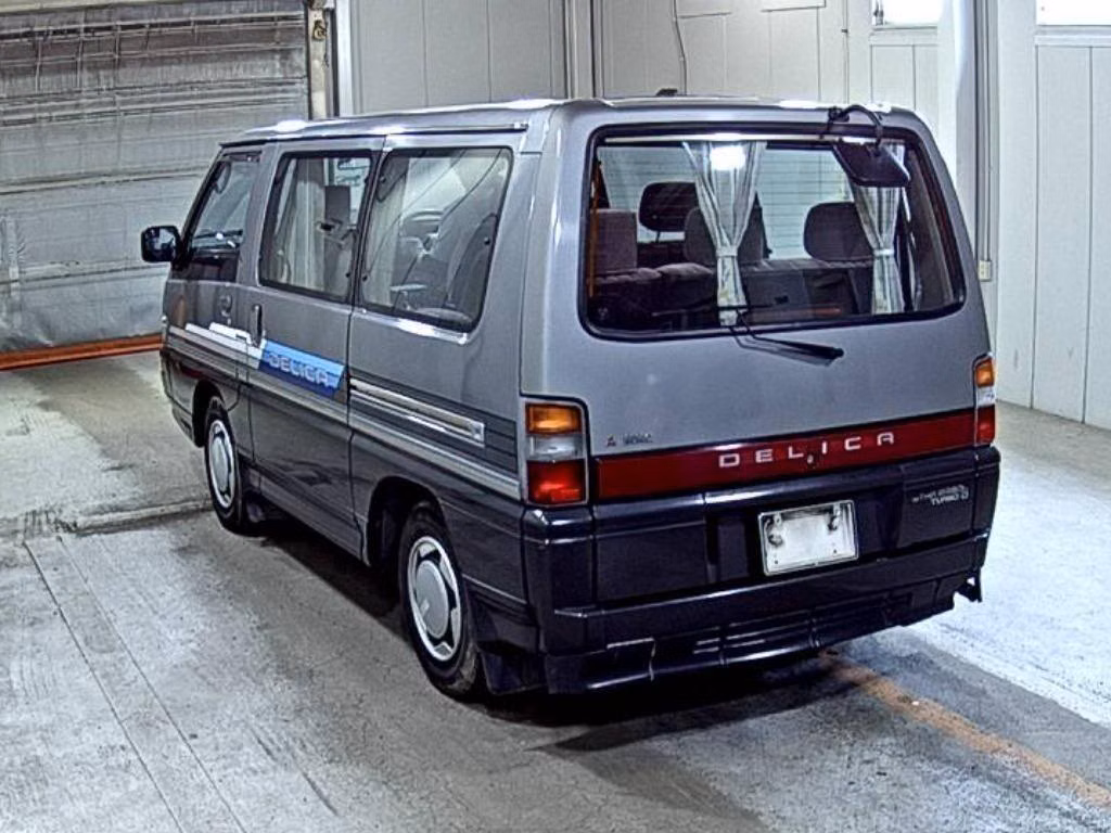 MITSUBISHI DELICA