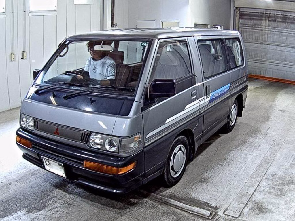 MITSUBISHI DELICA