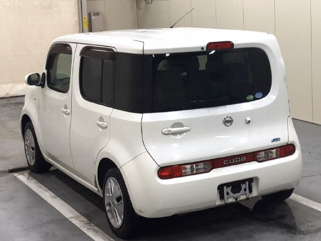 NISSAN CUBE