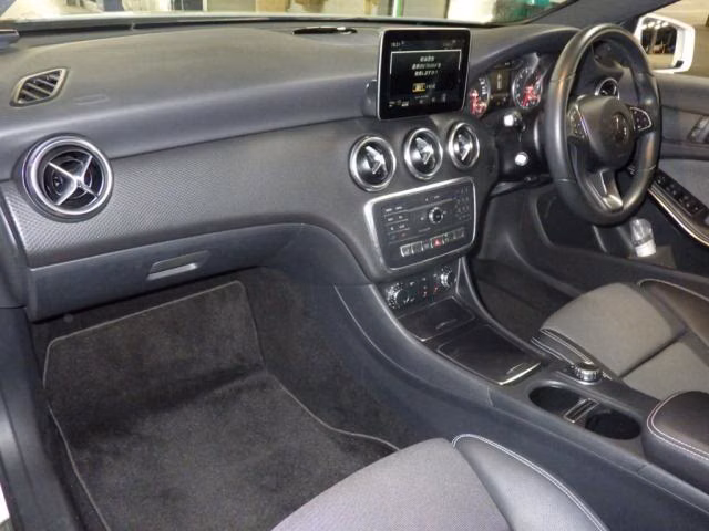 MERCEDES-BENZ A-CLASS