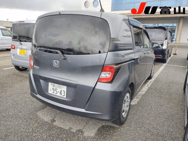 HONDA FREED SPIKE