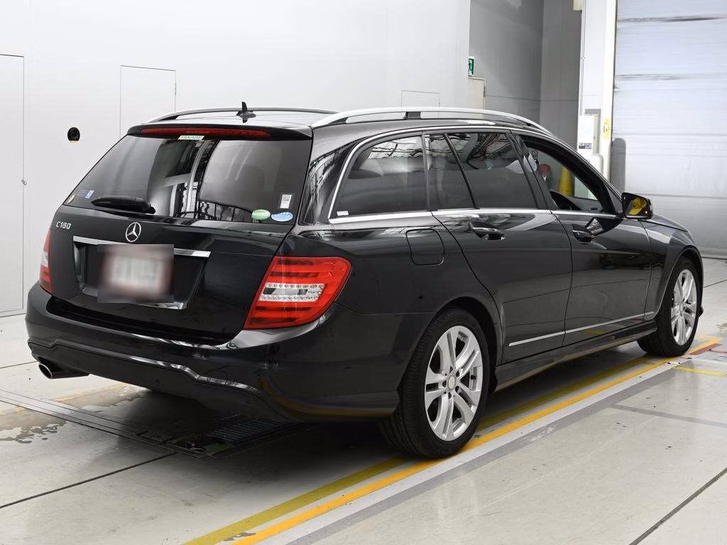 MERCEDES-BENZ C-CLASS