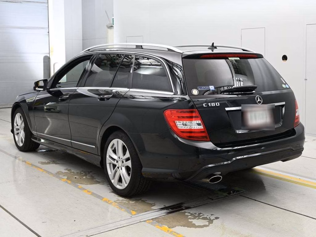MERCEDES-BENZ C-CLASS