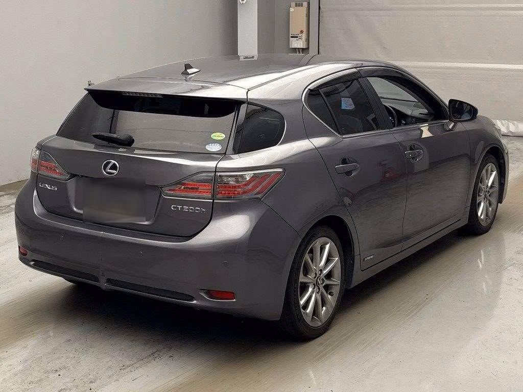LEXUS CT200H