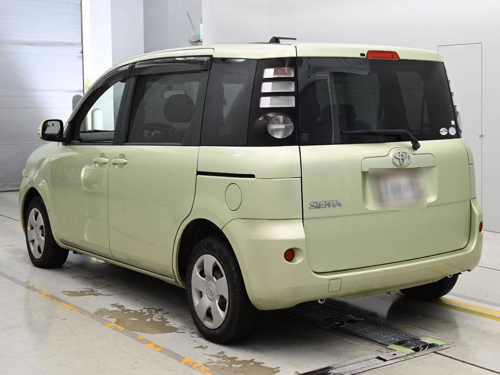 TOYOTA SIENTA