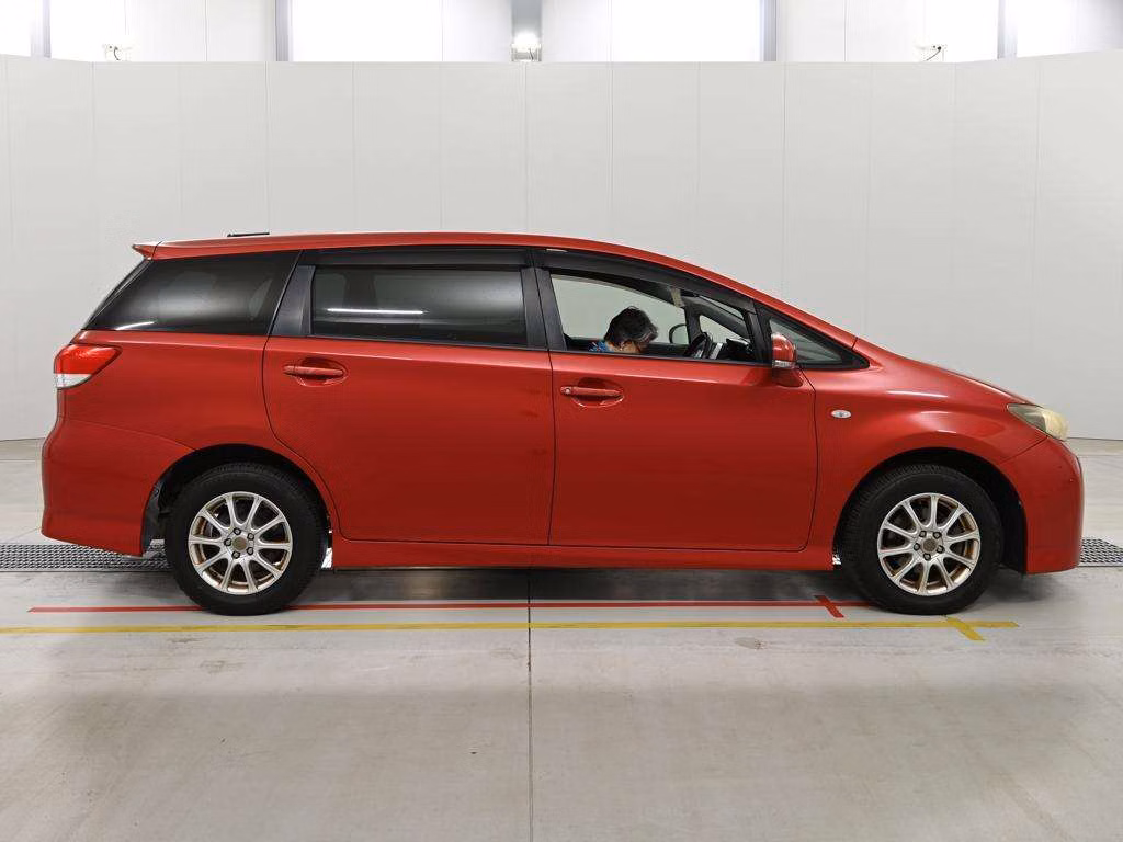 TOYOTA WISH