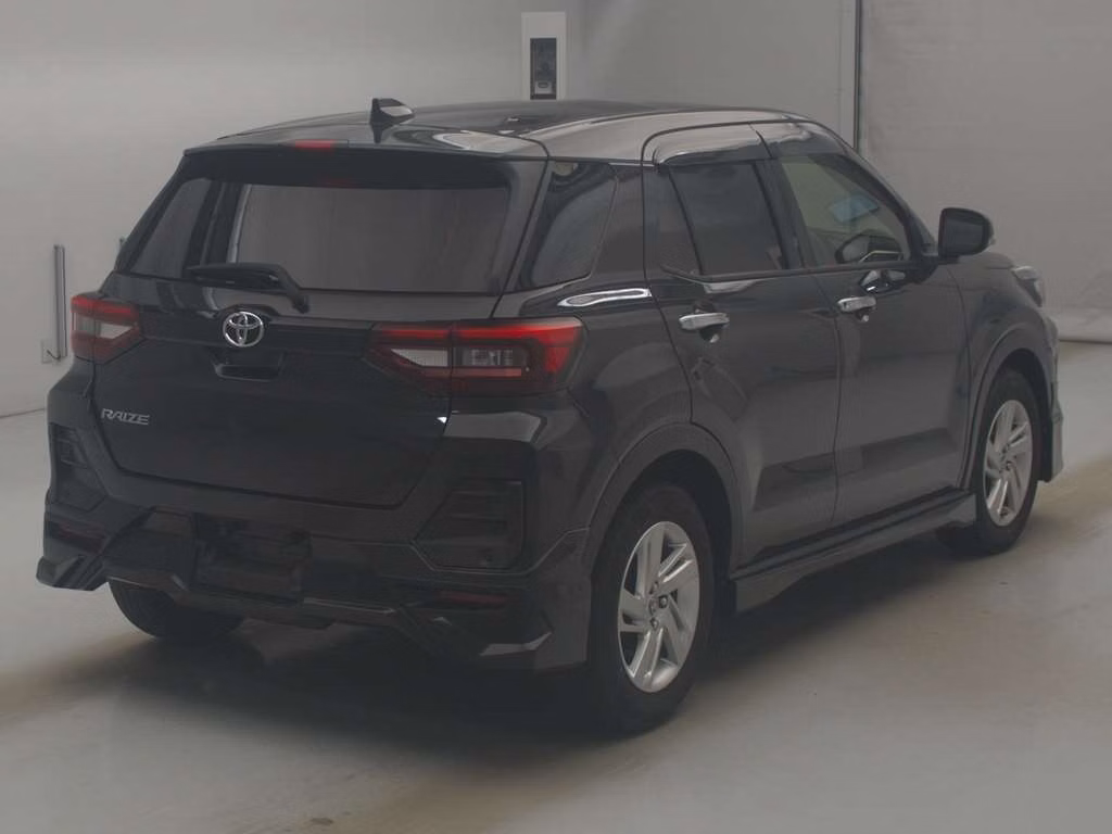 TOYOTA RAIZE
