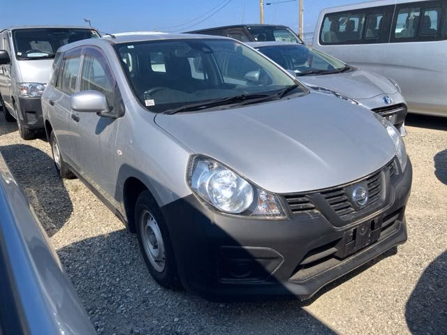 Nissan AD