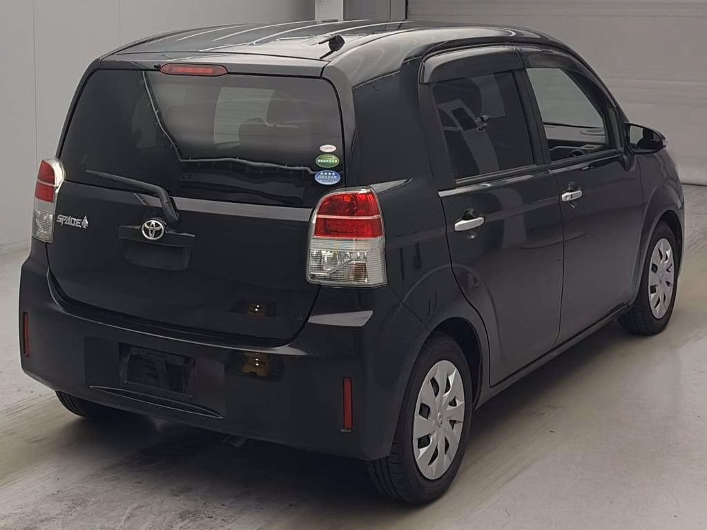 TOYOTA SPADE