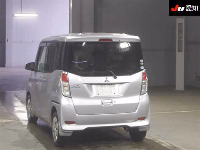 MITSUBISHI EK SPACE