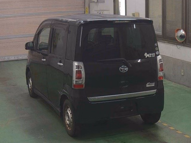 DAIHATSU TANTO EXE