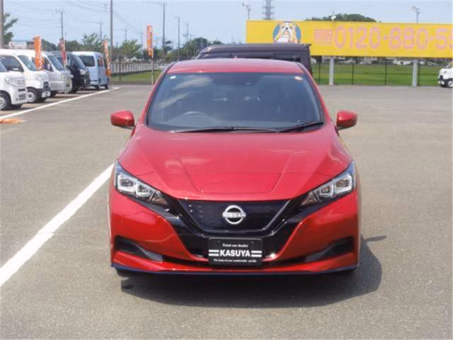 NISSAN LEAF