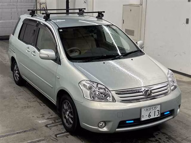 TOYOTA RAUM