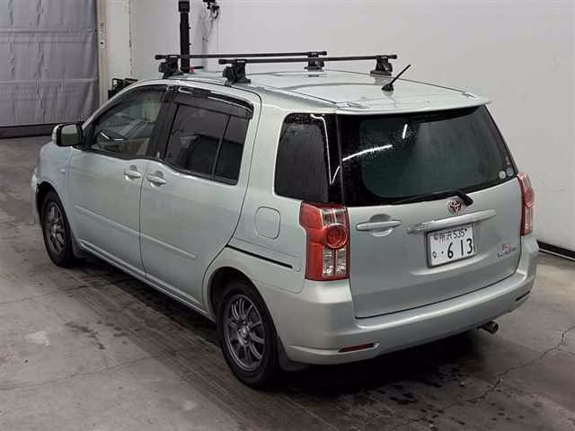 TOYOTA RAUM