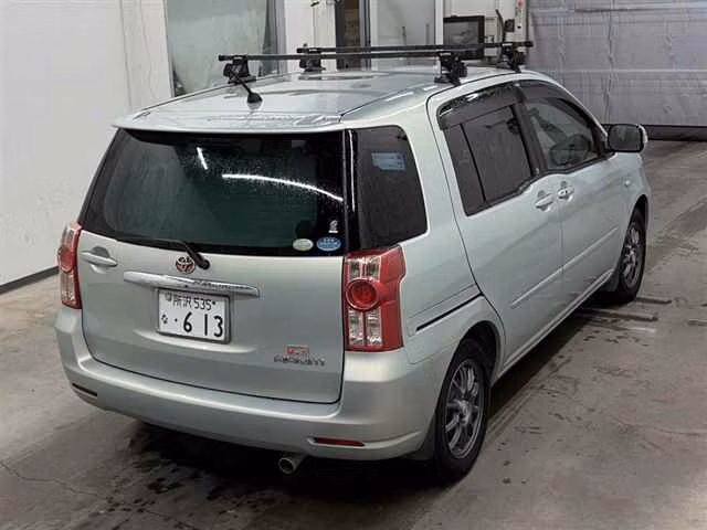 TOYOTA RAUM