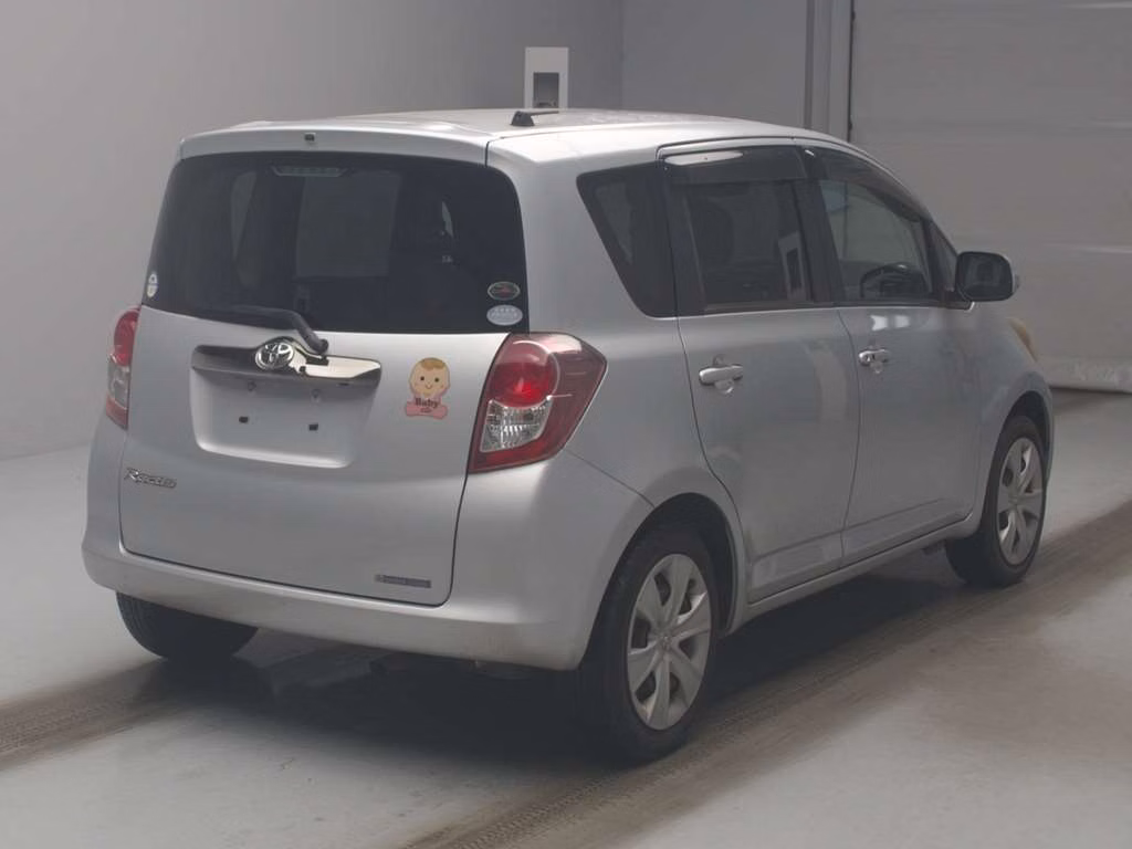 TOYOTA RACTIS