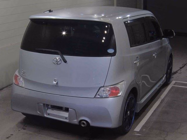 TOYOTA BB