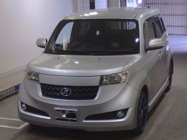TOYOTA BB