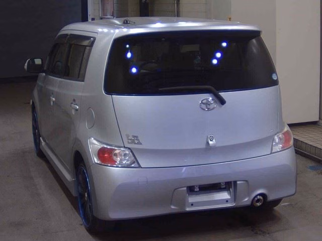 TOYOTA BB