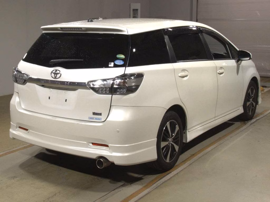 TOYOTA WISH