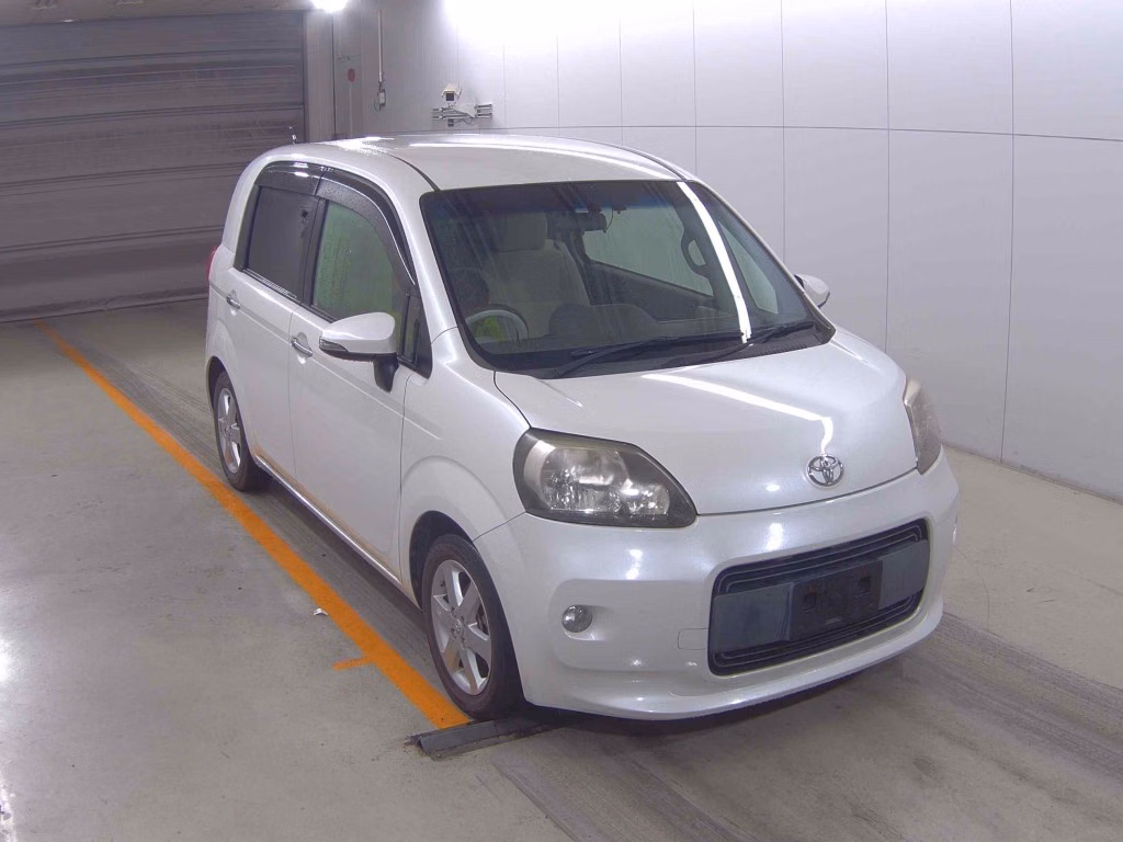 TOYOTA PORTE
