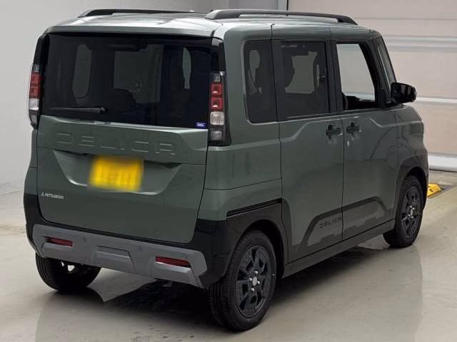 MITSUBISHI DELICA MINI