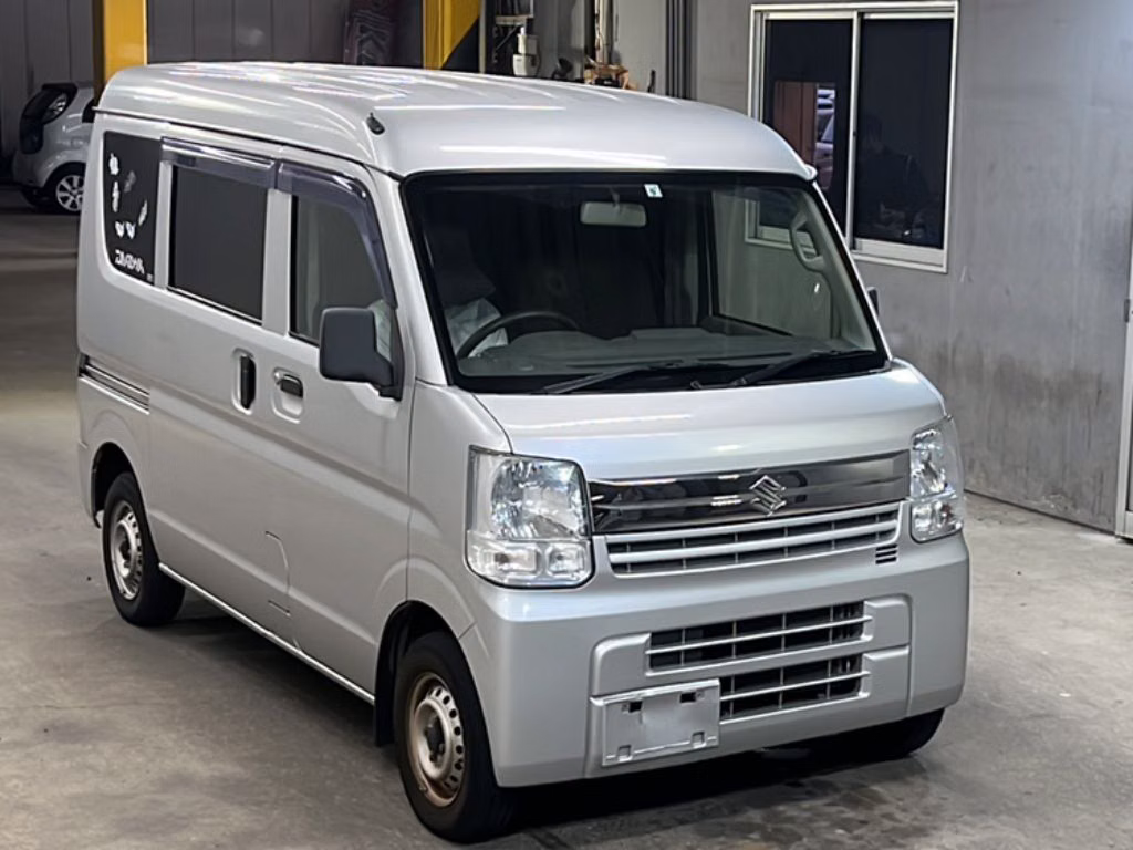 MITSUBISHI MINICAB