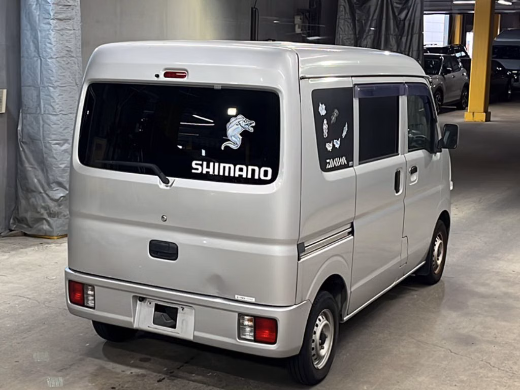 MITSUBISHI MINICAB