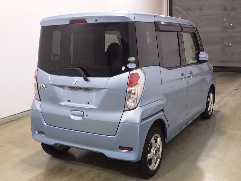 MITSUBISHI EK SPACE