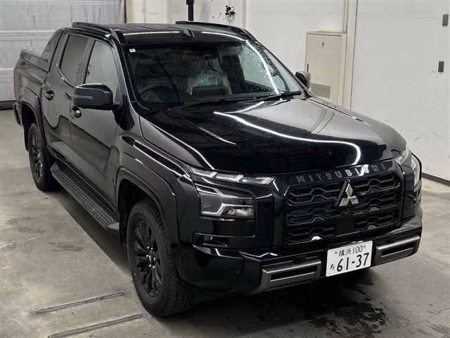 MITSUBISHI TRITON