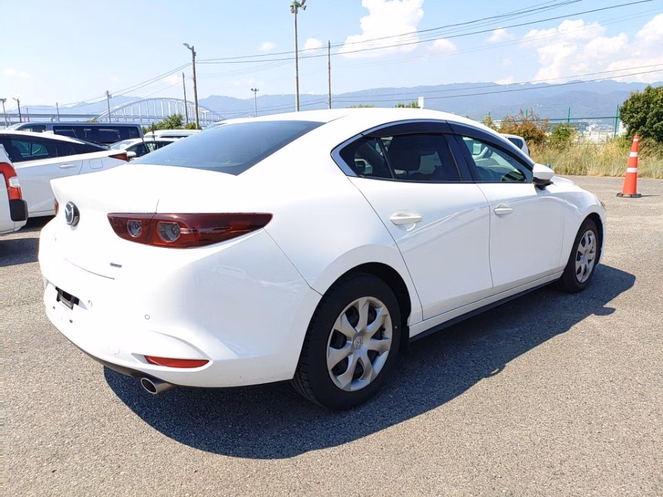 MAZDA MAZDA3