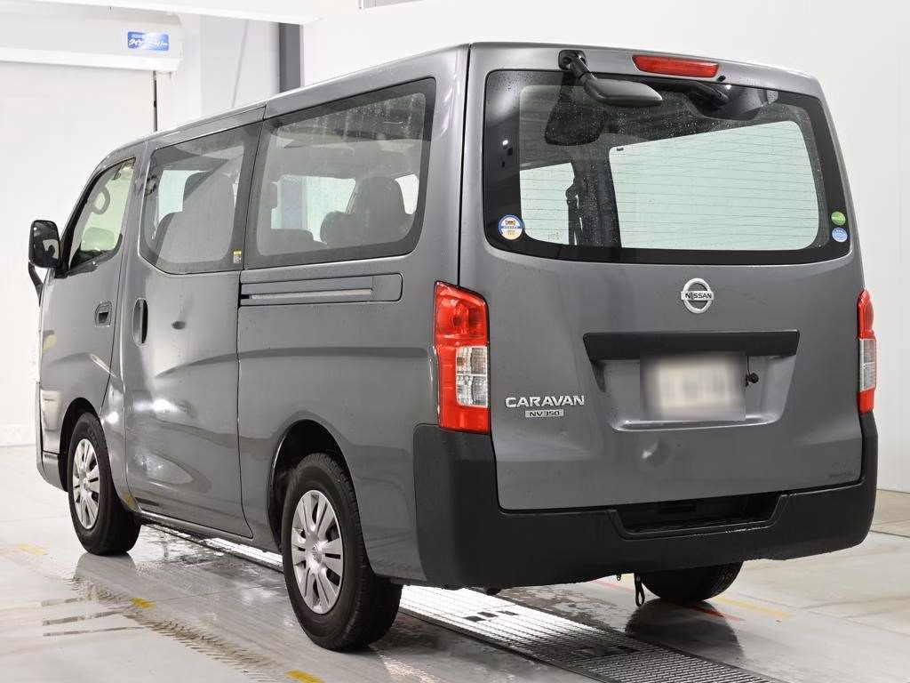 NISSAN NV350 CARAVAN