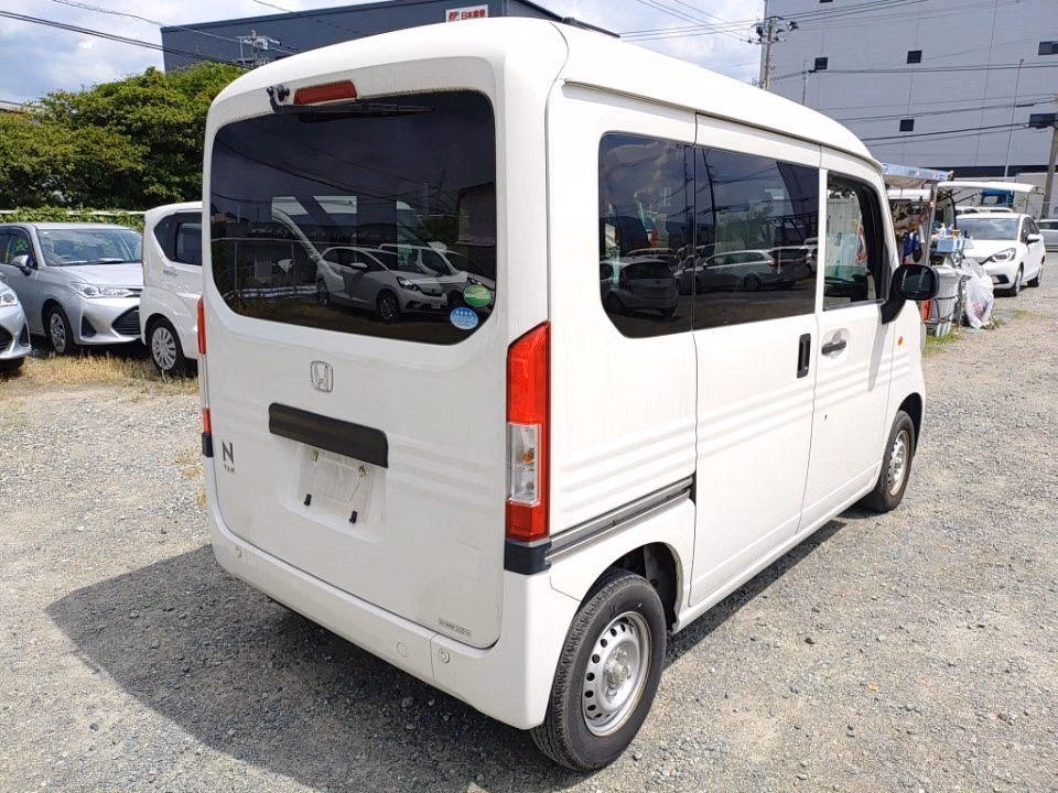 HONDA N-VAN