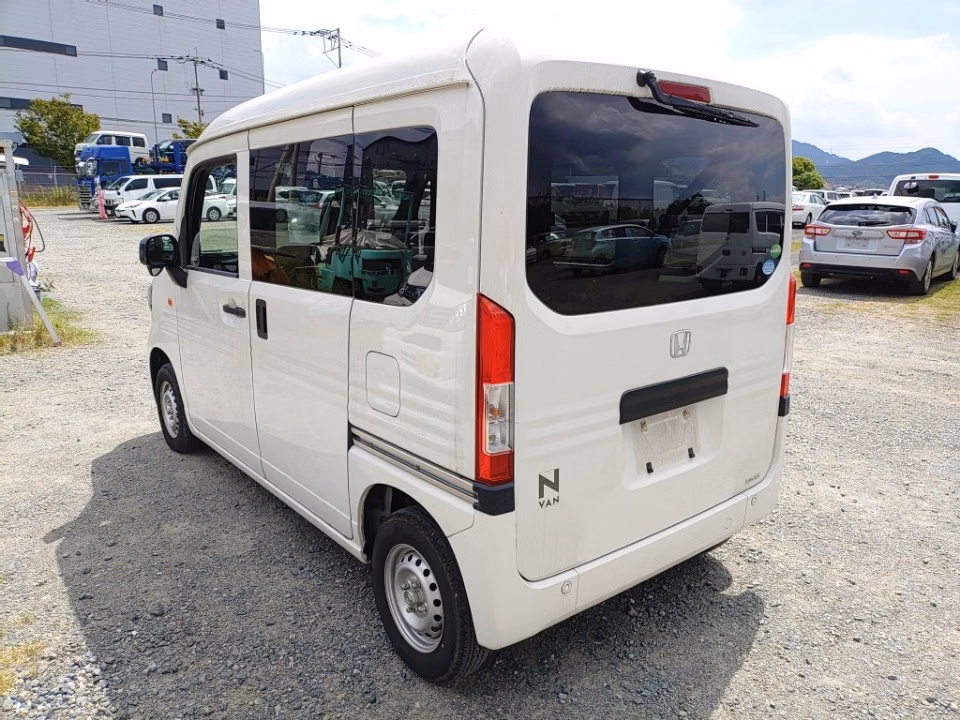 HONDA N-VAN
