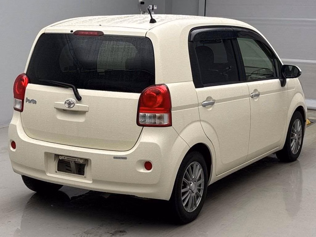 TOYOTA PORTE