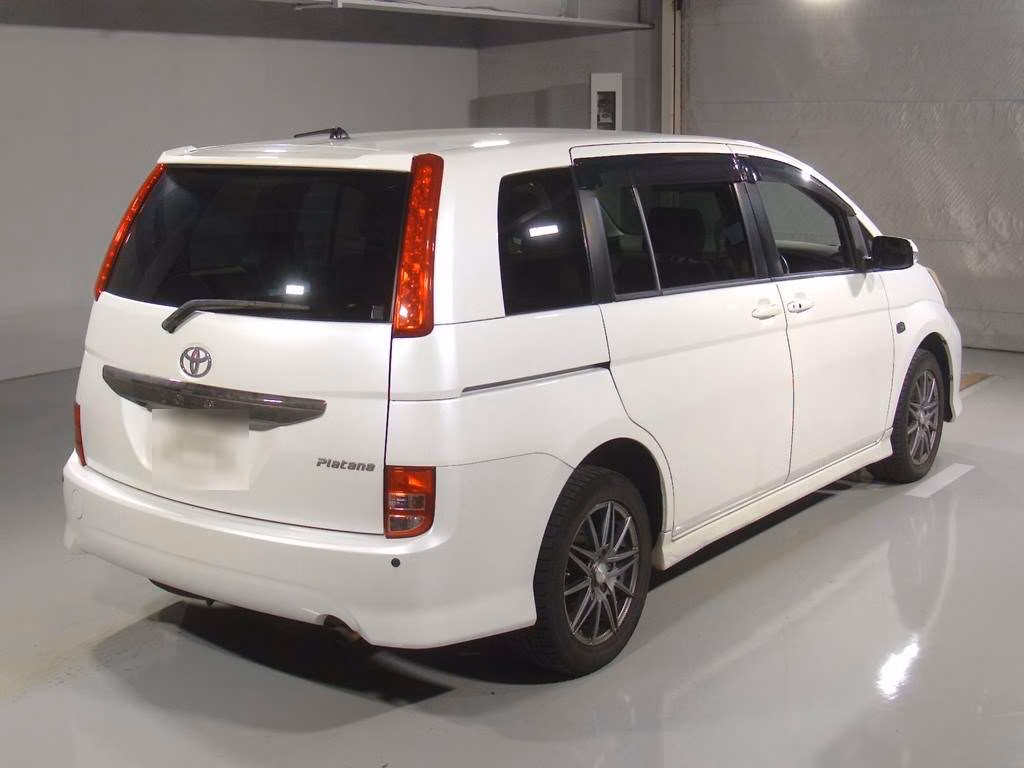 TOYOTA ISIS