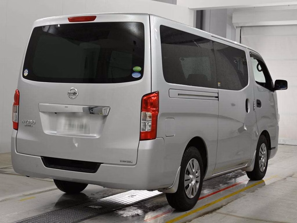 NISSAN NV350 CARAVAN