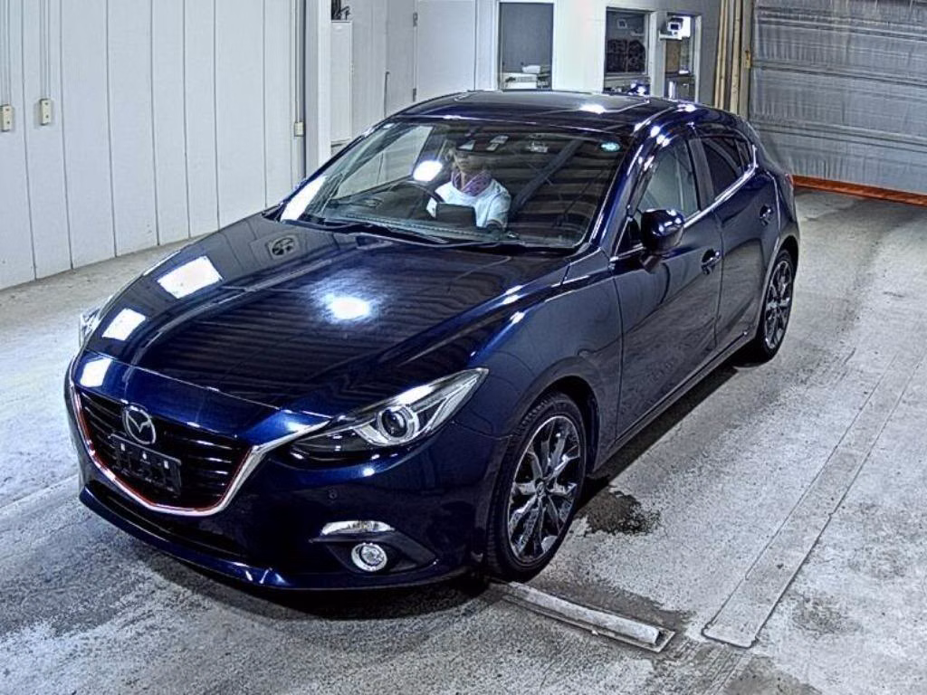 MAZDA AXELA