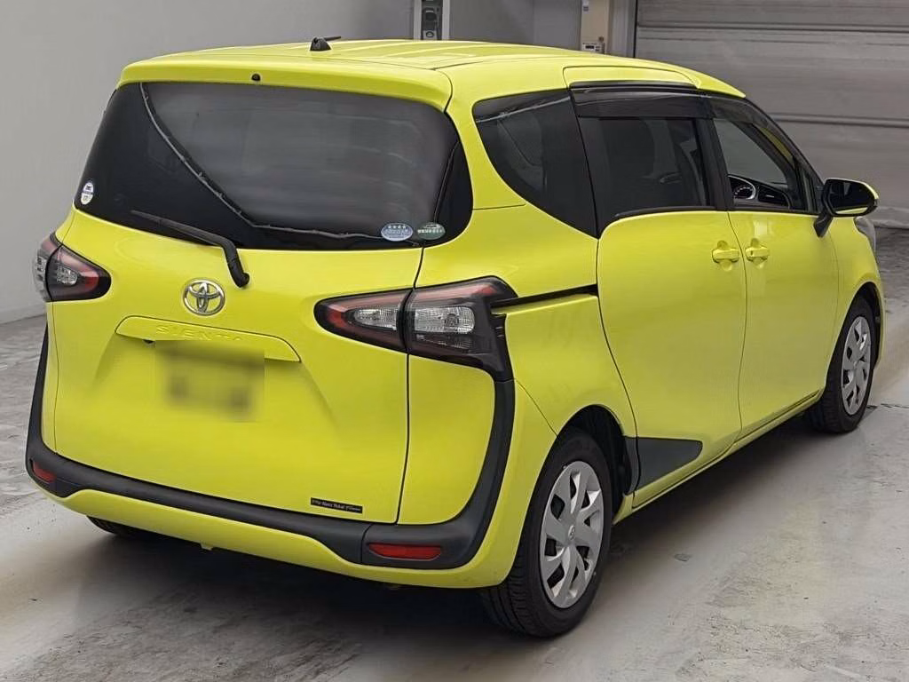 TOYOTA SIENTA