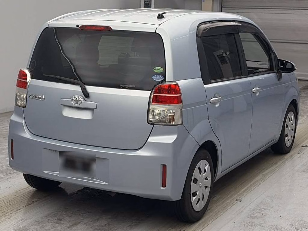 TOYOTA SPADE