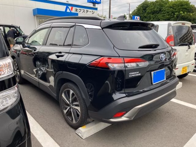 TOYOTA COROLLA CROSS