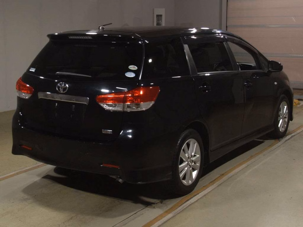 TOYOTA WISH