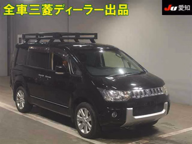 MITSUBISHI DELICA D:5