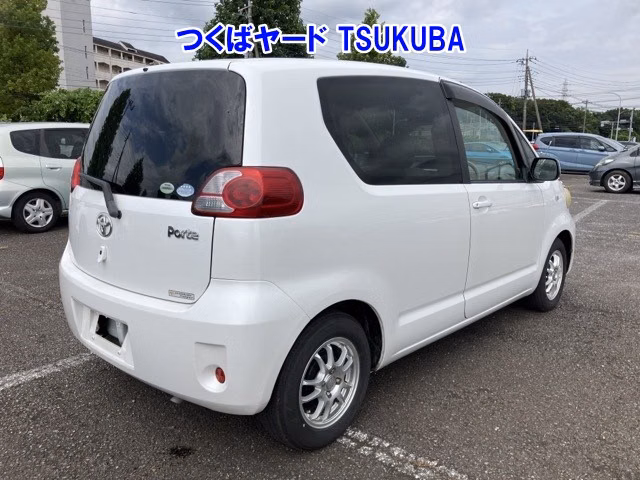TOYOTA PORTE