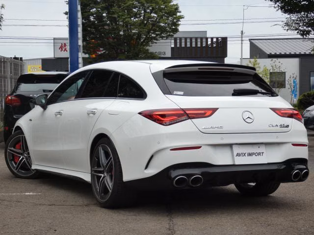 MERCEDES-BENZ CLA-CLASS