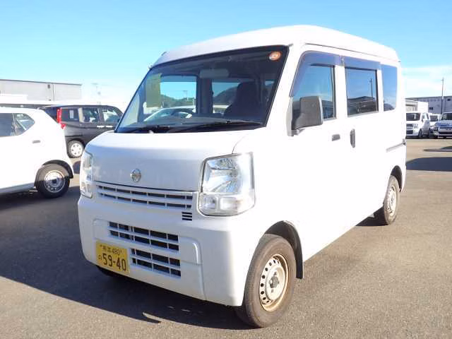 NISSAN NV100 CLIPPER