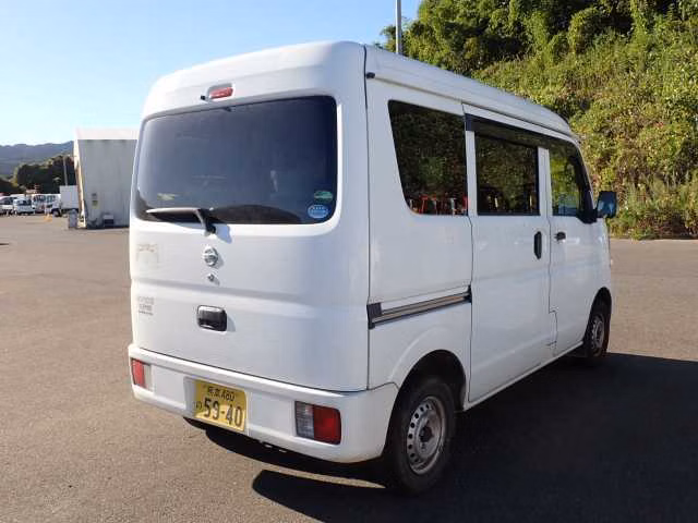 NISSAN NV100 CLIPPER